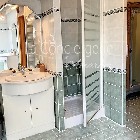 Triplex Avec De Grand Volume Pour Accueillir Famille Et Amis Au Coeur D'ault Апартаменты