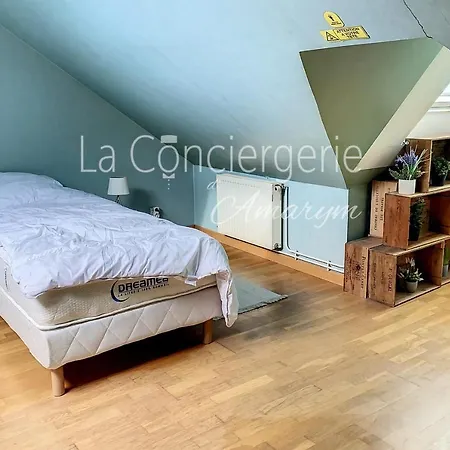 Triplex Avec De Grand Volume Pour Accueillir Famille Et Amis Au Coeur D'ault * О