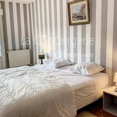 Triplex Avec De Grand Volume Pour Accueillir Famille Et Amis Au Coeur D'ault Апартаменты